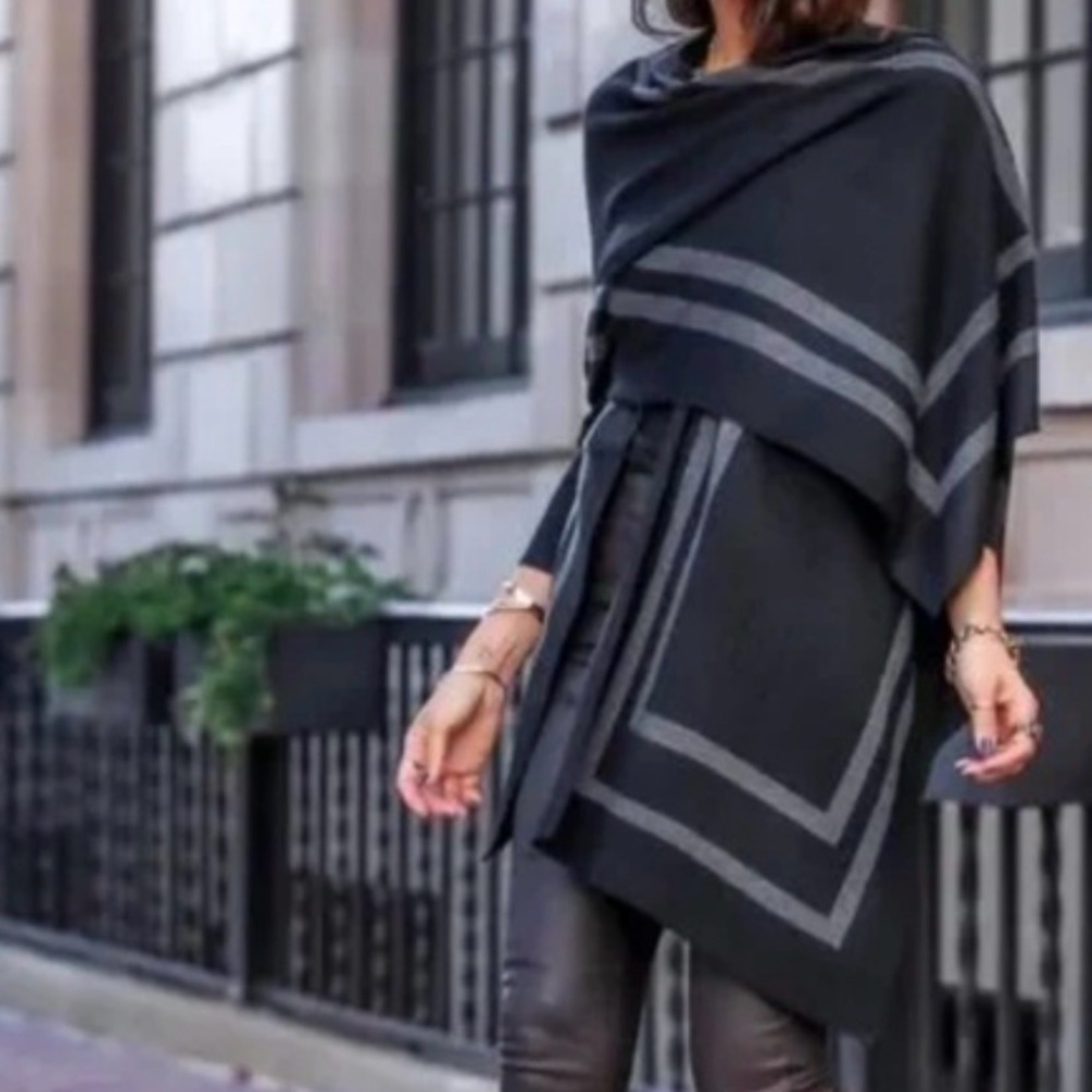 NWT White House Black Market Long Sleeve Tonal Ruana / Wrap  Black/Charcoal M/L